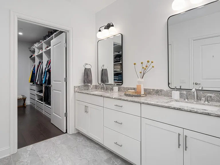 250 Spring St #313 — Photo 20