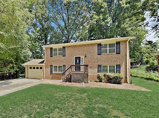 2462 Lakewood Dr NW, Kennesaw, GA 30152
