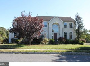 5 Cox Farm Rd, Burlington, NJ 08016