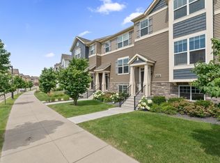 8113 Central Park Way N, Maple Grove, MN 55369