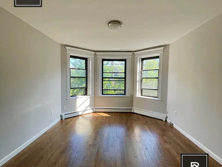 13 Stearns Rd #4 — Photo 12