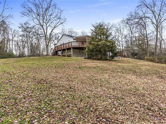 5th image of 461 Boiter Rd