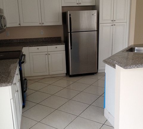 3rd image of 685 NW 156th Ave