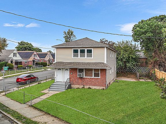 4th image of 17204 Amelia Rd