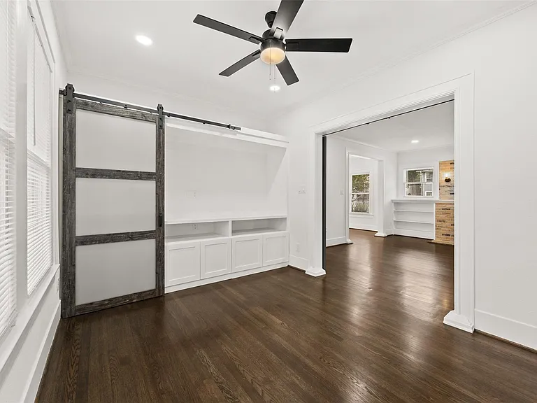 1123 Bomar St — Photo 16
