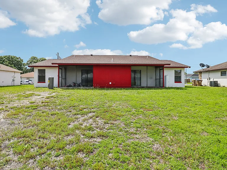 384 Cocoa Ct — Photo 34