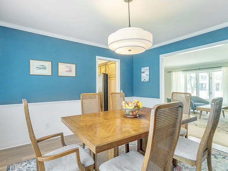 313 Walnut Grove Dr — Photo 9