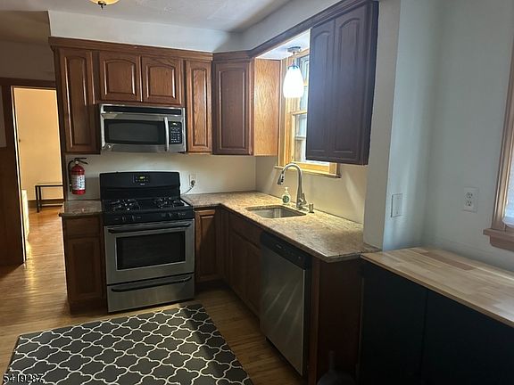 2nd image of 325 Bogert Ave