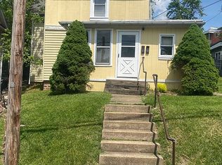 196 W State St, Athens, OH 45701