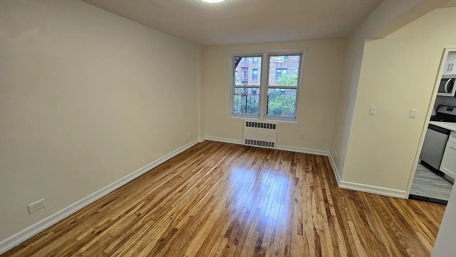 88-01 35th Avenue — Photo 1