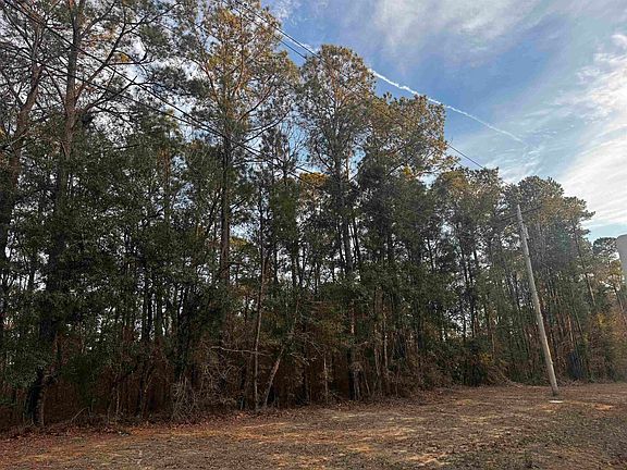 4th image of 4563 South Island Rd.