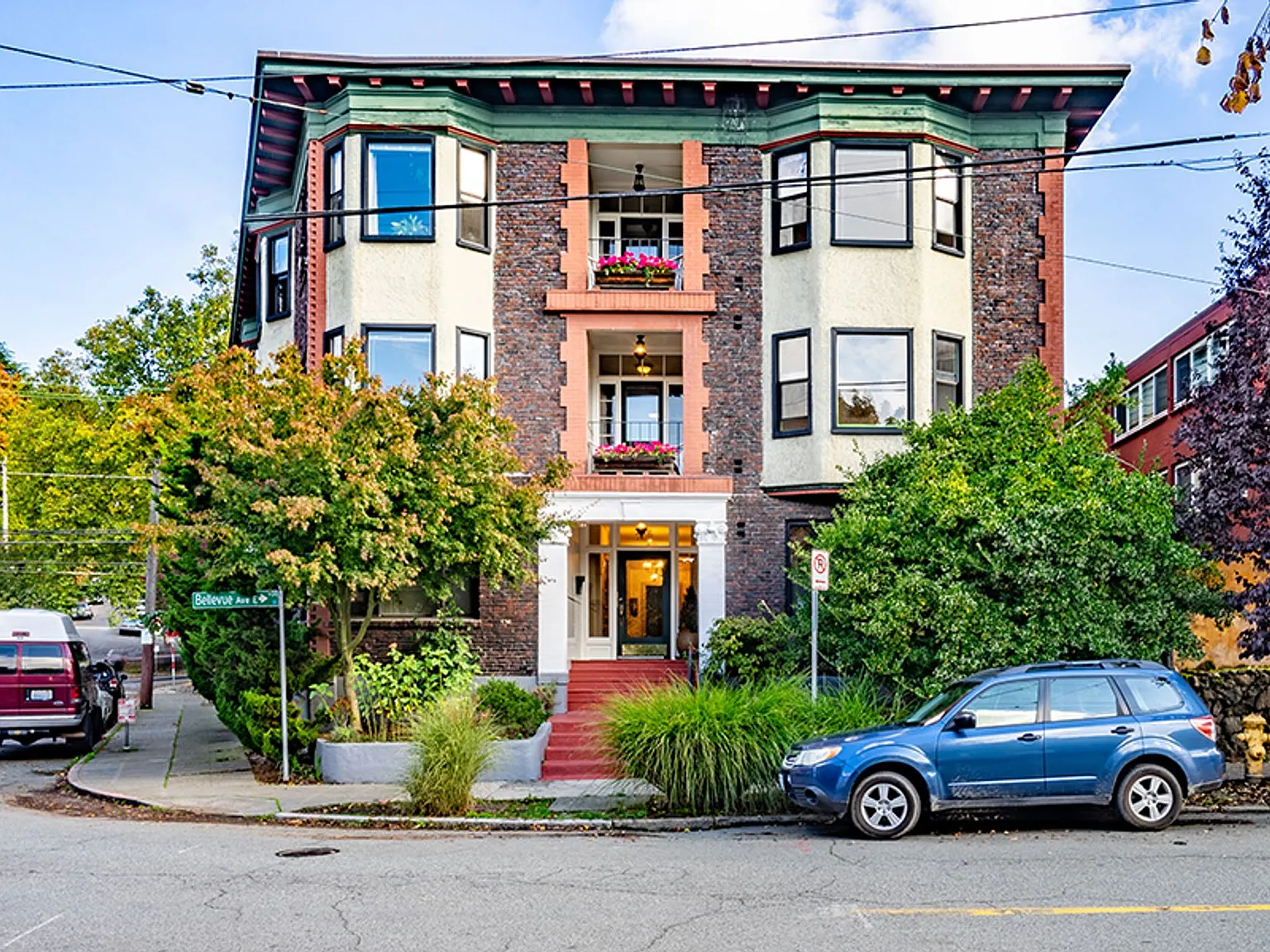 Heights Court — Photo 2