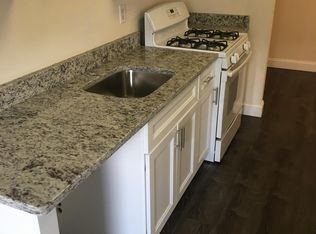 92 Riverview Ct, Secaucus, NJ 07094