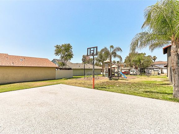 3rd image of 8936 Summerwood Way
