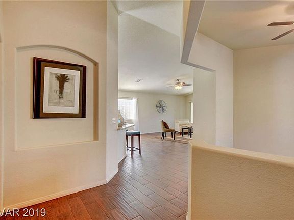 5th image of 5674 Crowbush Cove Pl