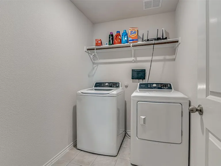 1004 Cotton Gin Ct — Photo 21