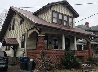 125 W State St, Athens, OH 45701