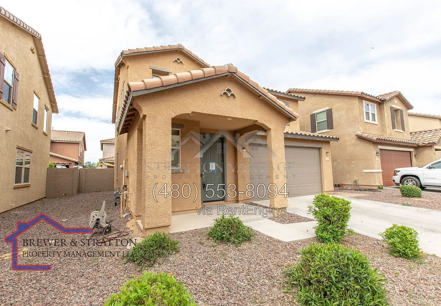 3 bed, 2.5 bath, 2111 sqft, $2,200 — Photo 2