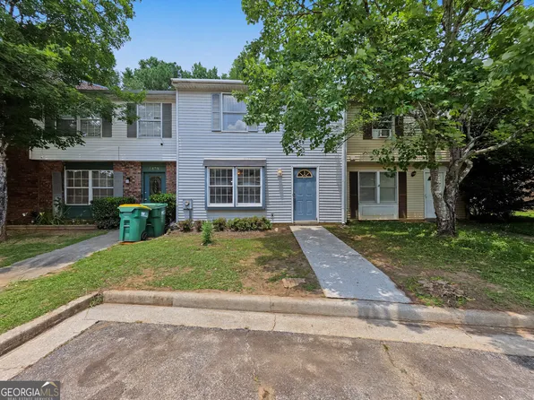 6437 Meadow Rue Dr, Peachtree Corners, GA 30092