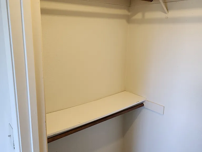 4839 Knollcrest Dr — Photo 17