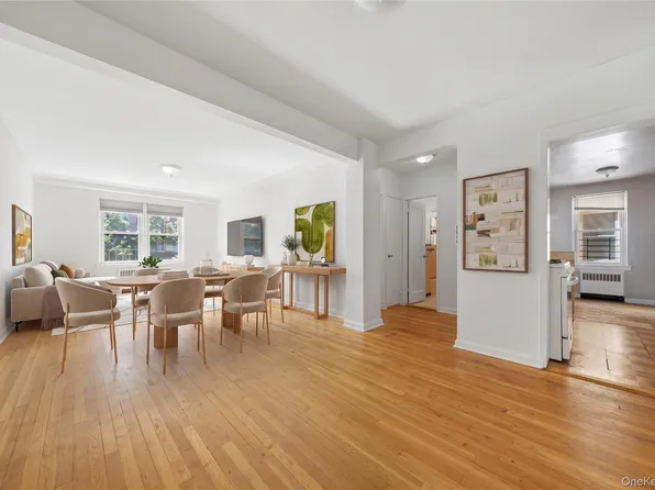 2080 Barnes Avenue #2D, Bronx, NY 10462