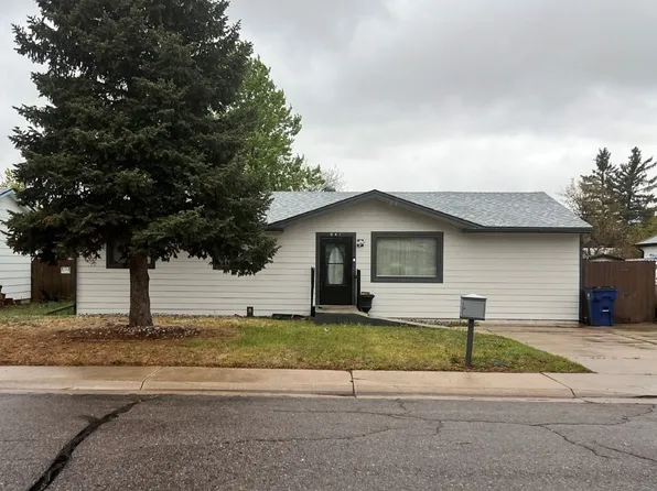 841 S Oakland St, Aurora, CO 80012