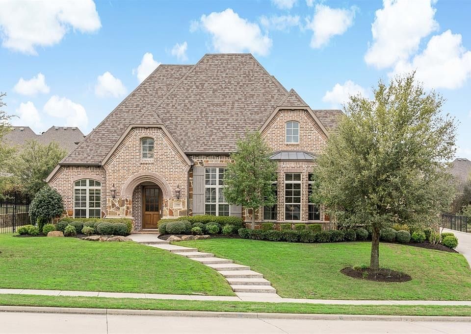 1st image of 2700 Majestic Grove Ln