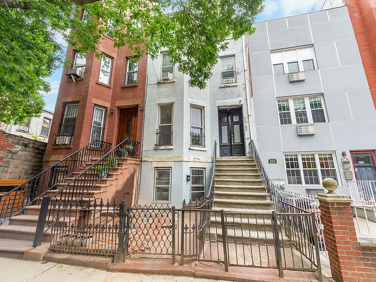 64 Bainbridge St #1 — Photo 13