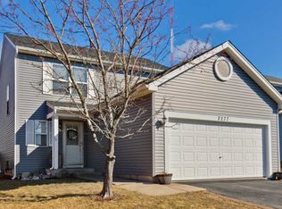 2277 N Arapahoe Trl, Round Lake Heights, IL 60073