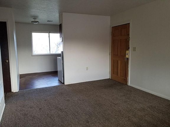 3rd image of 130 Elm St #8