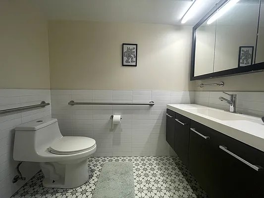 Rented by Compass | media 13