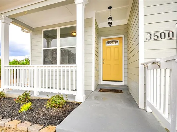 3500 Creekview Dr, Union City, GA 30291