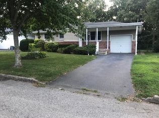 36 Bieselin Rd, Bellport, NY 11713