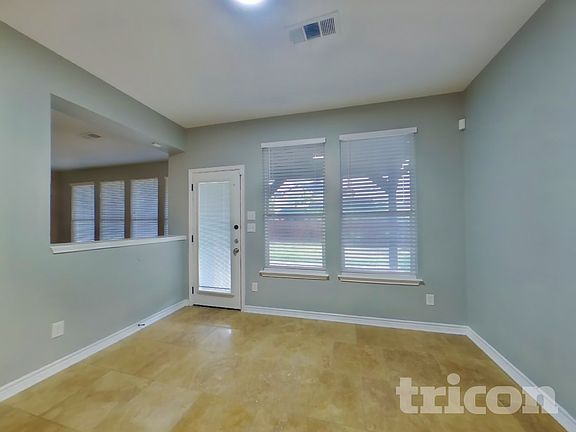 4th image of 2309 Green Creek Dr