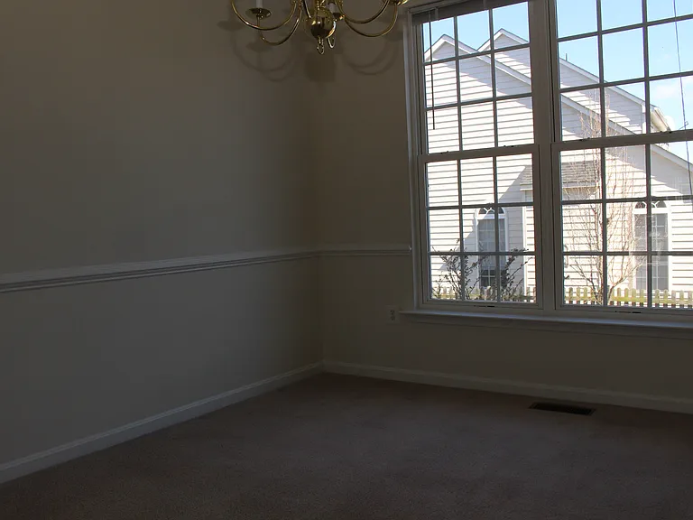 8675 Wales Ct — Photo 7