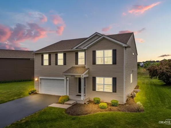 2951 Grande Trl, Yorkville, IL 60560