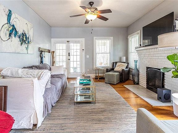 2nd image of 2822 3rd Ave N #2