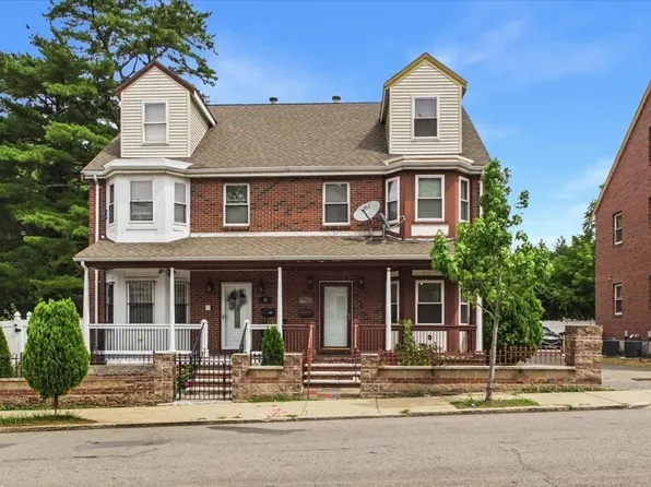 11 Woodrow Ave Unit 11, Dorchester Center, MA 02124