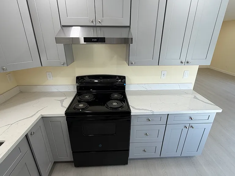264 N 34th St #2 — Photo 10