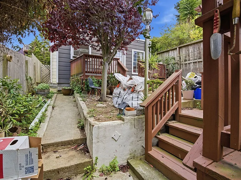 3553 Mission St #C — Photo 21