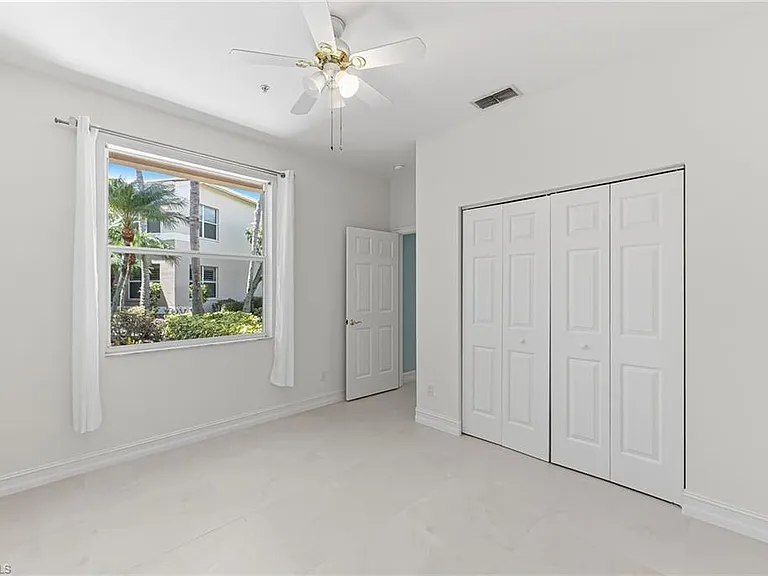 800 Carrick Bend Cir — Photo 22