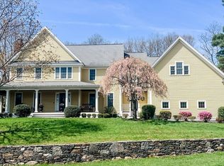 11 Davis Brook Dr, Natick, MA 01760