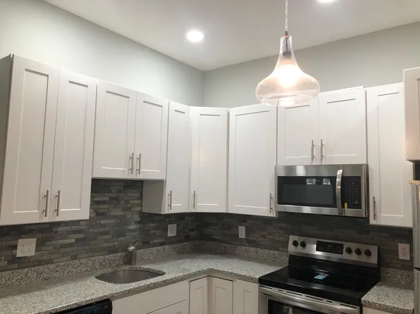 212 Gay St APT 1, Phoenixville, PA 19460