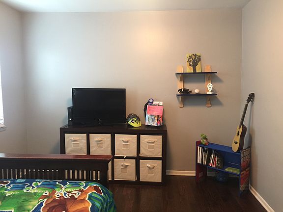 2nd image of 3135 Cuyler Ave