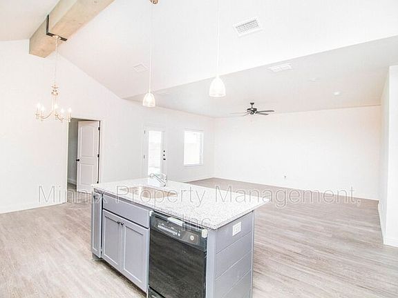 4th image of 1616 102nd St #B