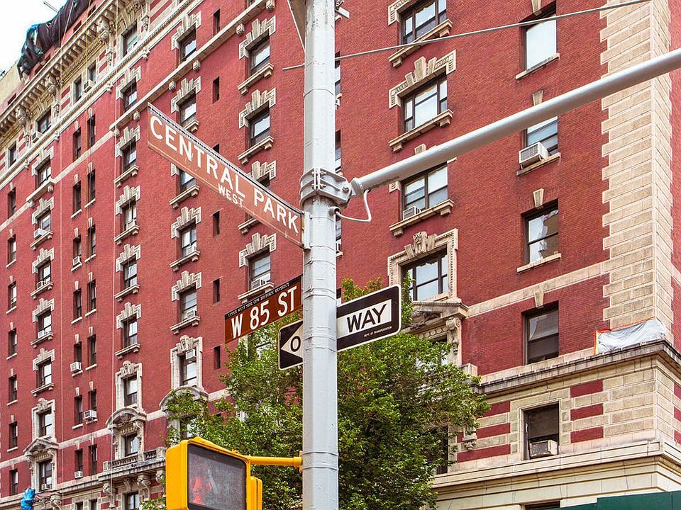 2nd image of 251 Central Park W APT 4E