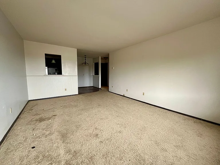 10448 W Montana Ave — Photo 18