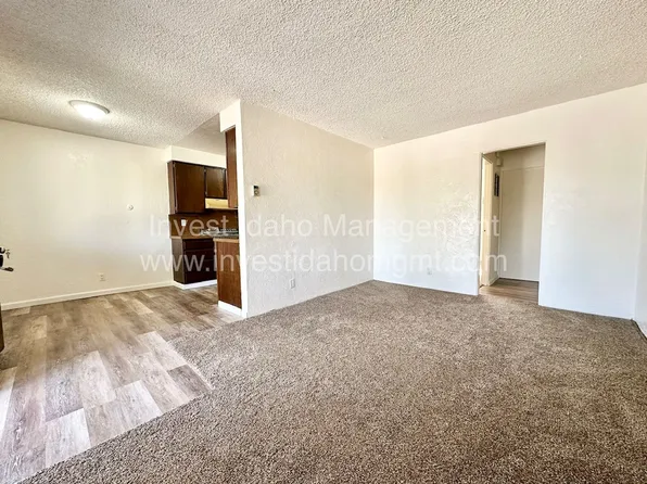 Villa, 222 S Jackson St APT I, Boise, ID 83705