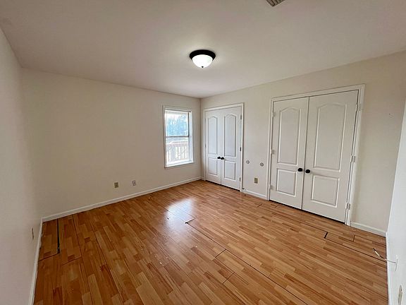 2nd image of 303 Vieux Orleans Cir #D