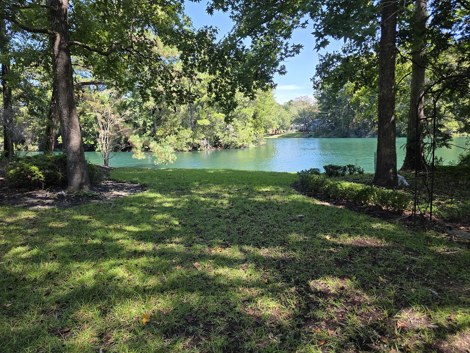 3 bed, 2200 sqft, $2,800 — Photo 4